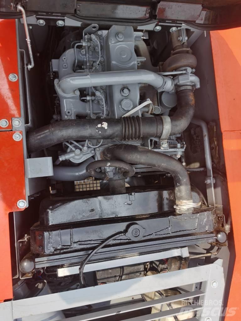Hitachi EX 120-5 Bageri guseničari
