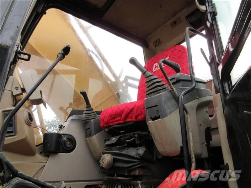 CAT 330 D Bageri guseničari