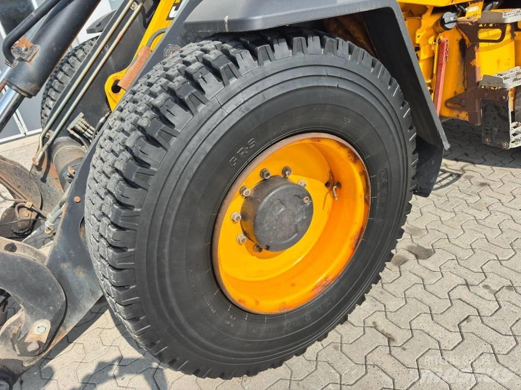 JCB 413 Utovarivači na točkove