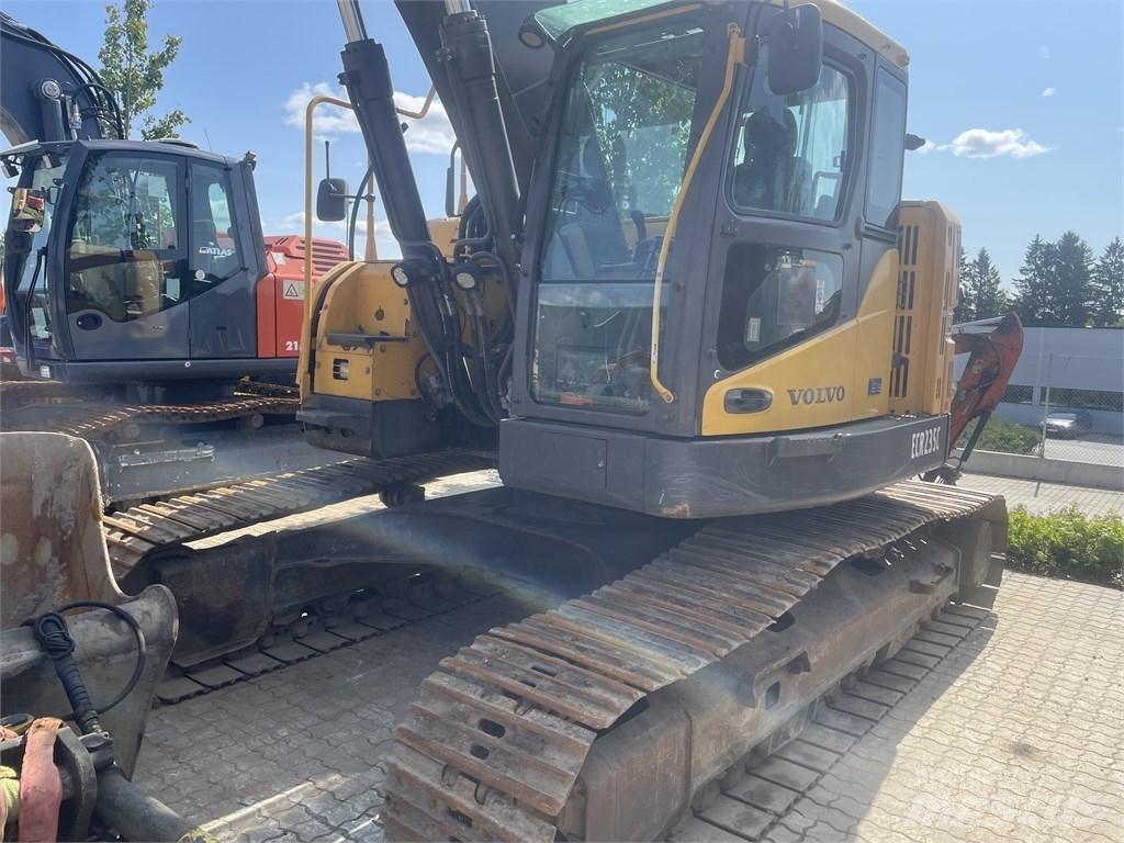 Volvo ECR 235 C L Bageri guseničari
