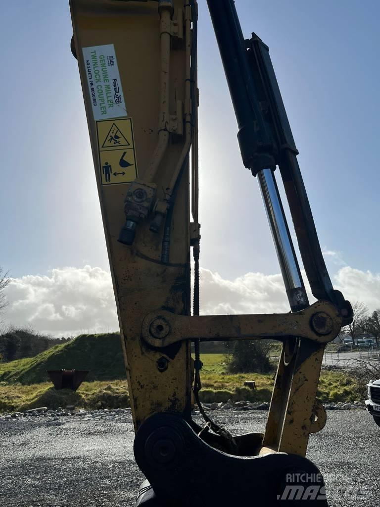 CAT 320 EL Bageri guseničari