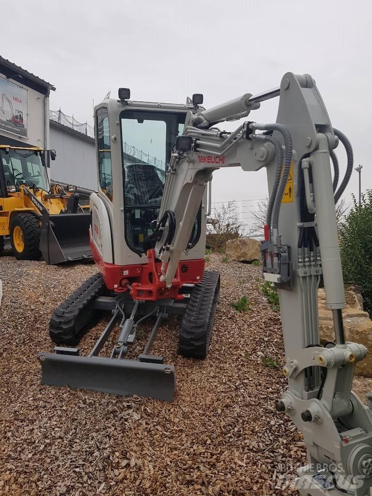Takeuchi TB225 Mini bageri < 7t