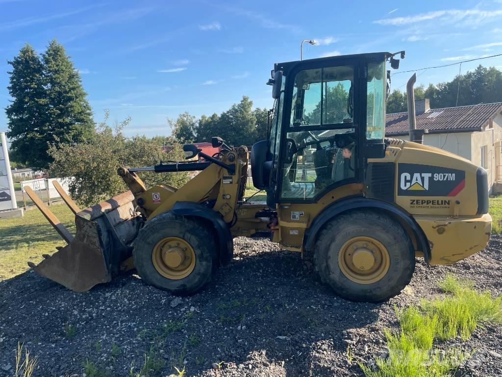 CAT 907 M Utovarivači na točkove
