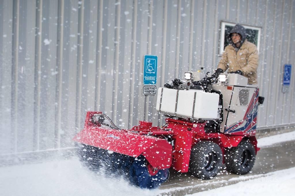 Ventrac 4500Y Traktori