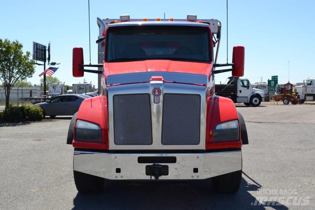 Kenworth T 880 Kiperi kamioni