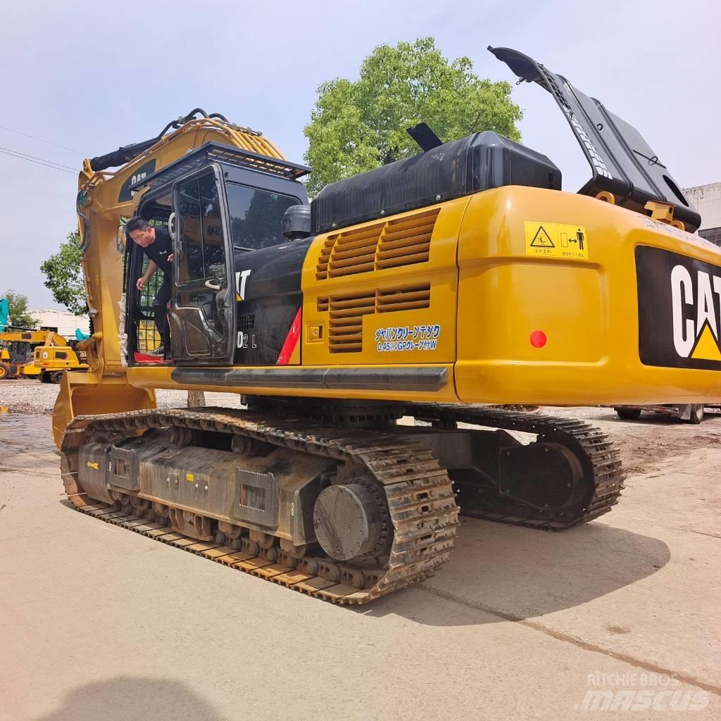 CAT 336D2L Bageri guseničari