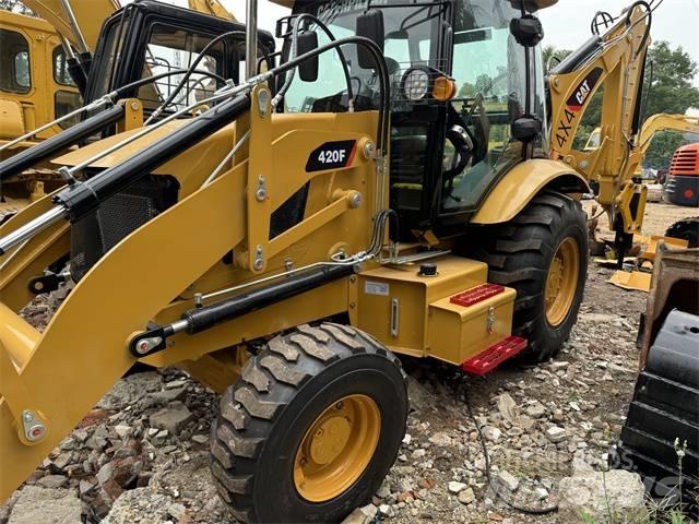 CAT 420 F Rovokopači