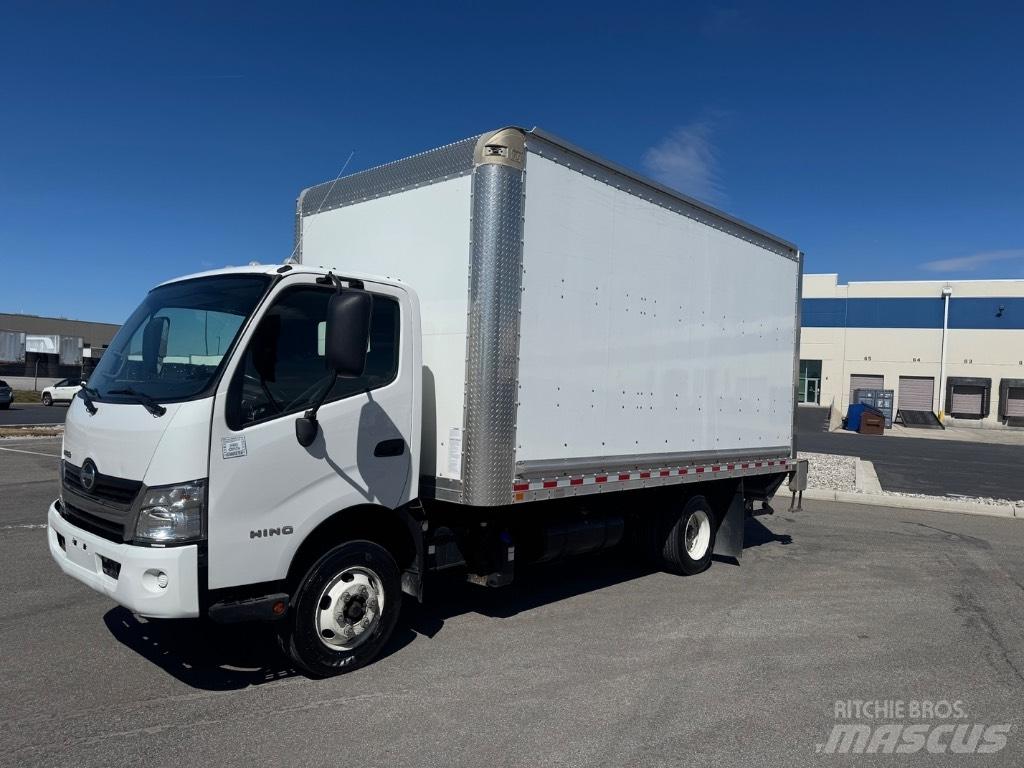 Hino 155 Sanduk kamioni