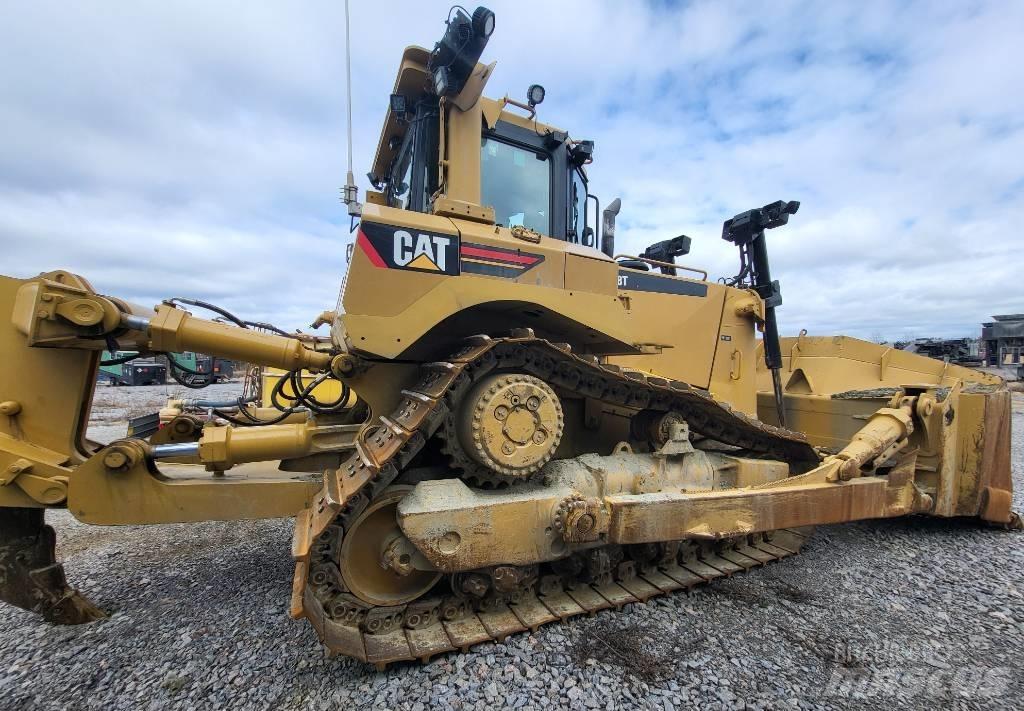 CAT D 8 T Buldožeri guseničari