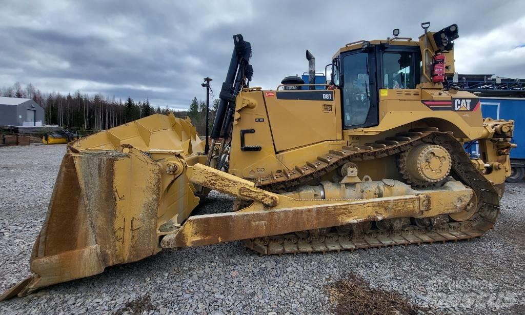 CAT D 8 T Buldožeri guseničari