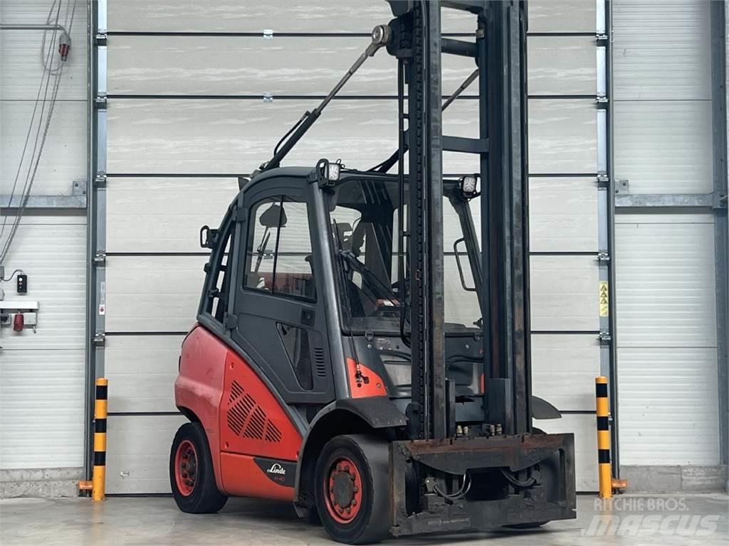 Linde H40T-02 Plinski viljuškari