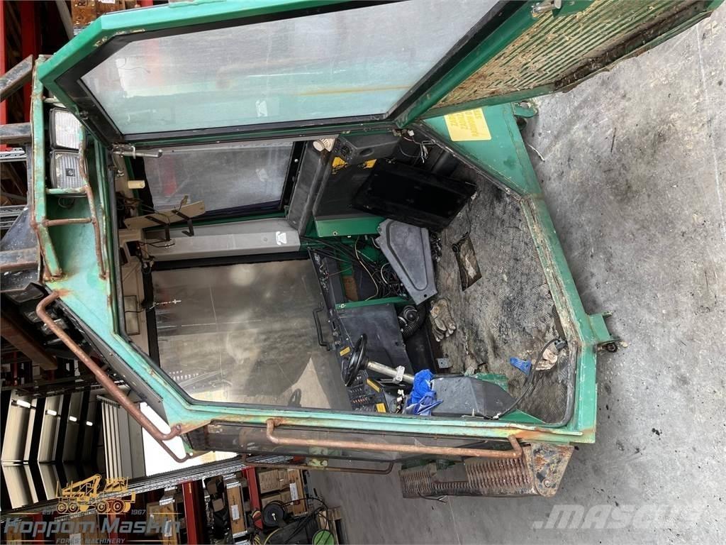Timberjack 1270 Kabine i unutrašnjost