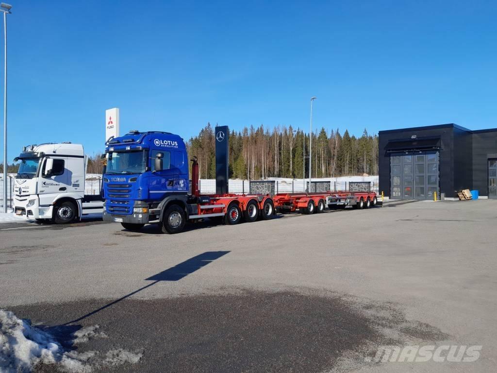 Scania R 560 8x4 Tegljači