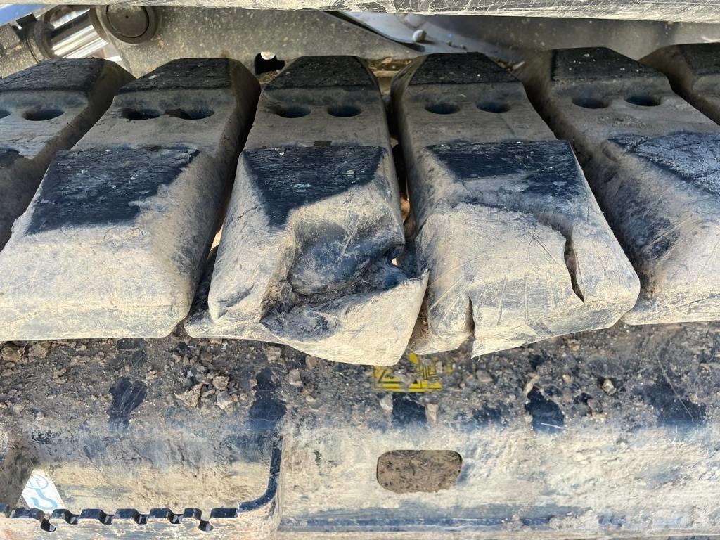Hitachi ZX135US Bageri guseničari