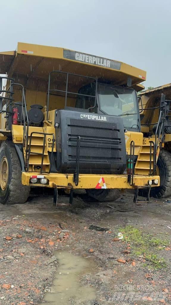CAT 773 F Zglobni damperi