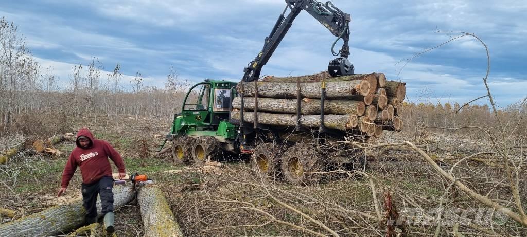John Deere 1110 Forvarderi