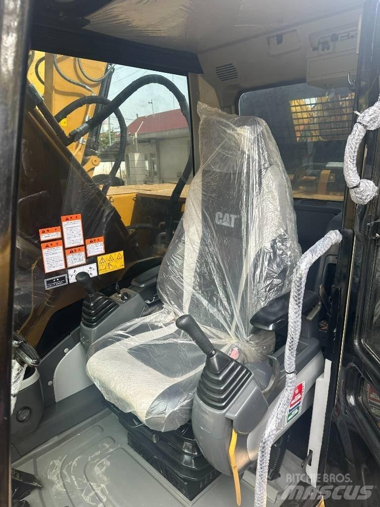 CAT CAT330 Midi bageri 7t – 12t