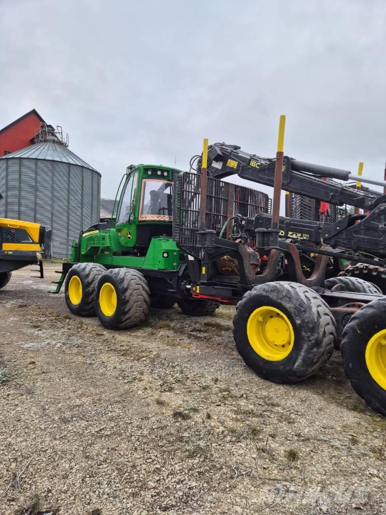 John Deere 1210 G Forvarderi