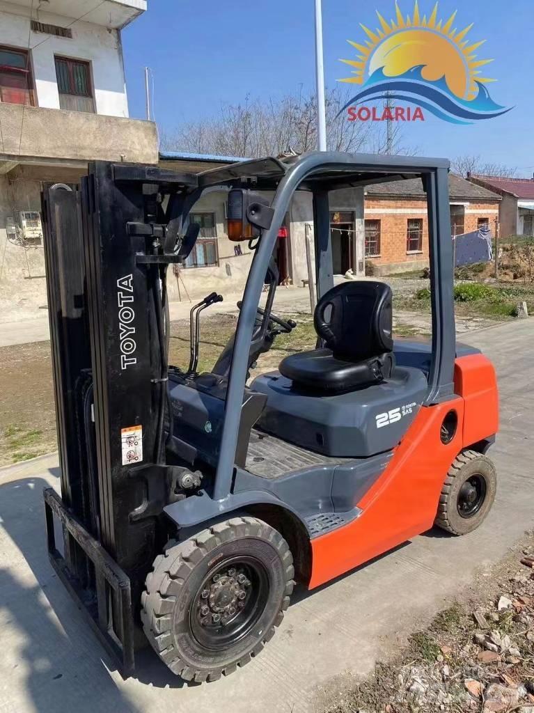 Toyota FD25 Dizelski viljuškari
