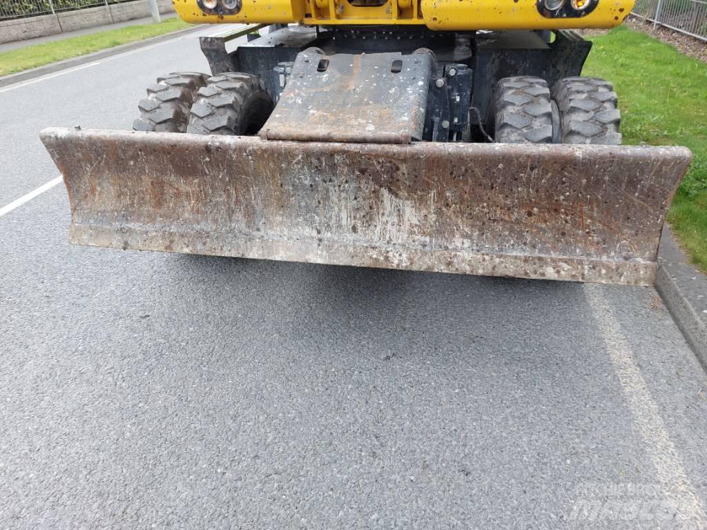 Komatsu PW148-11 Bageri točkaši