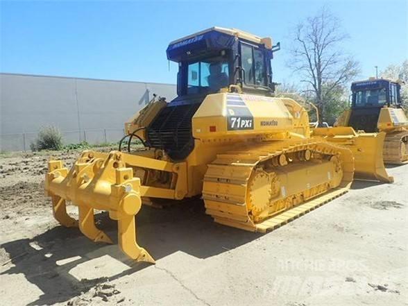 Komatsu D71PXi-24 Buldožeri guseničari