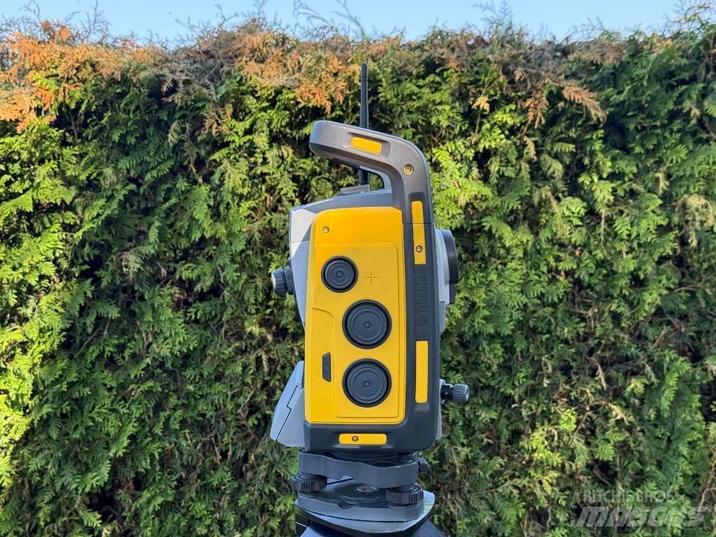 Trimble RTS573 Instrumenti, oprema za merenje i automatizaciju