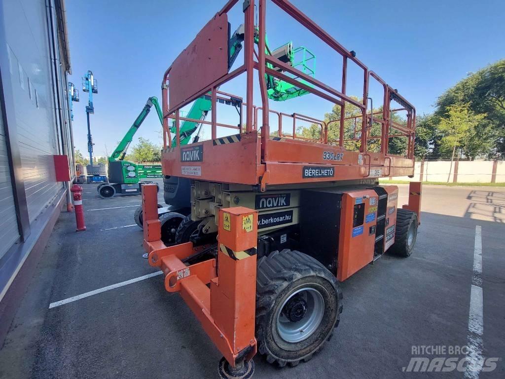JLG 330 LRT Makazaste platforme