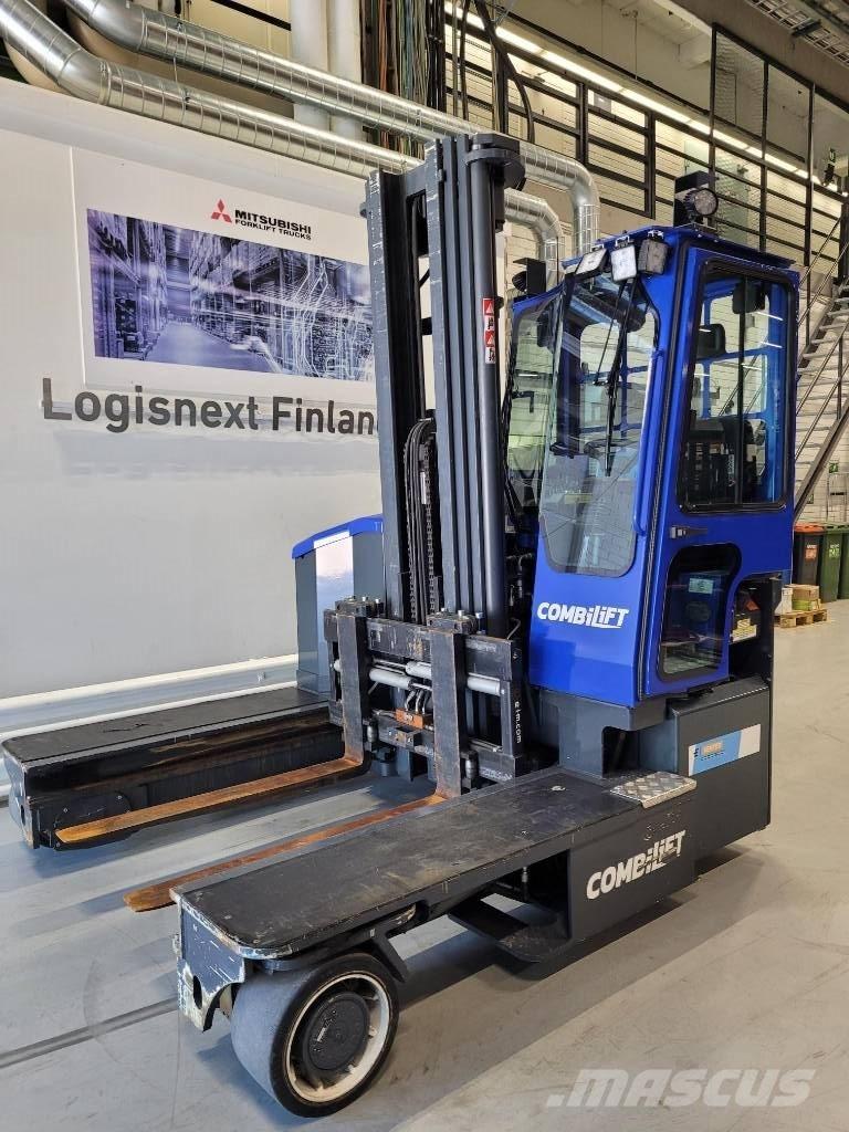 Combilift C4500 ET Viljuškari sa 4-stranskim dohvatom