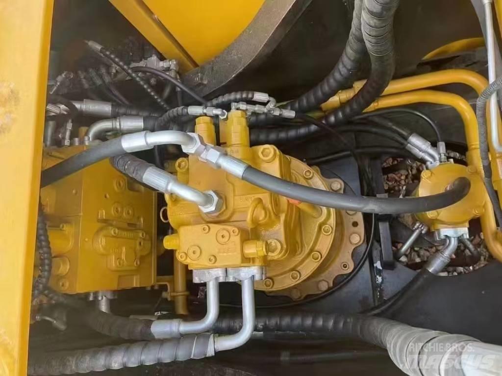 Sany SY215C Bageri guseničari