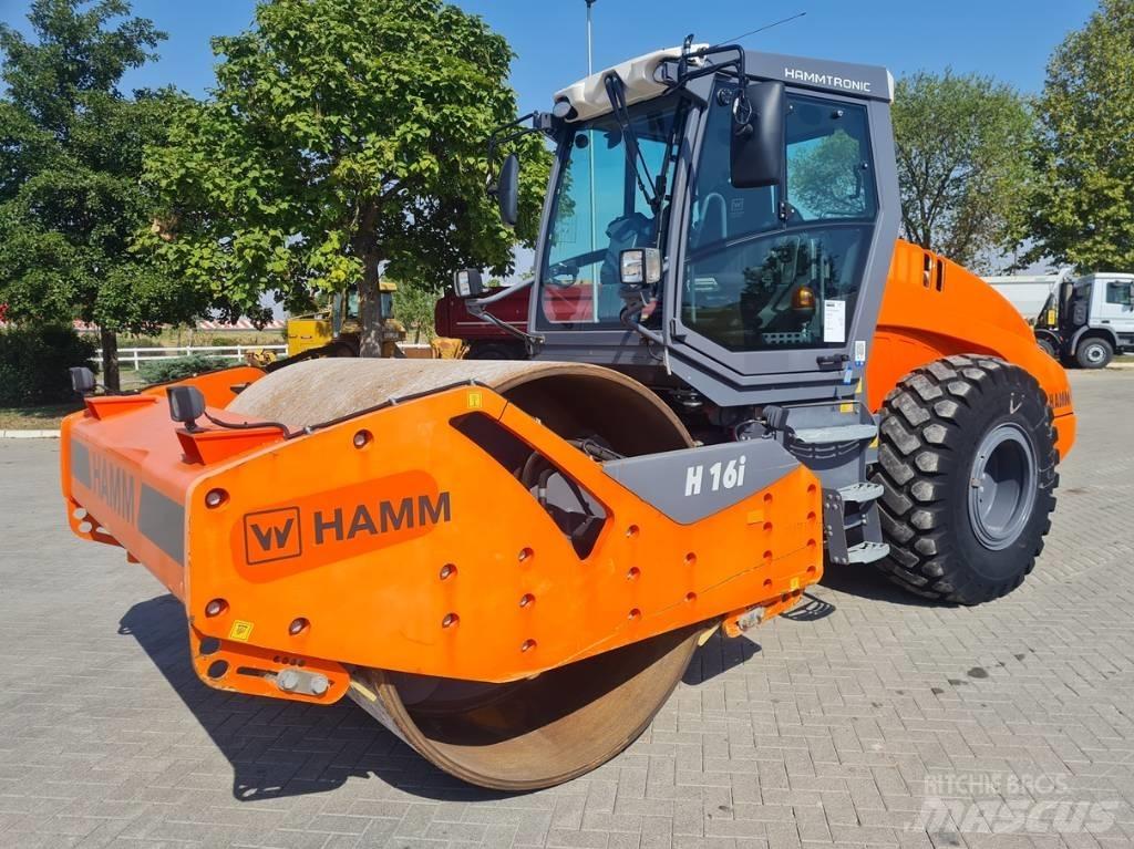 Hamm H 16 i Valjci sa jednim bubnjem