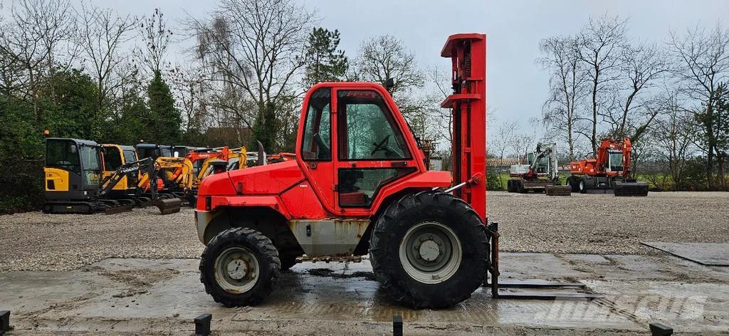 Manitou M26-4 t Vanterenski viljuškar