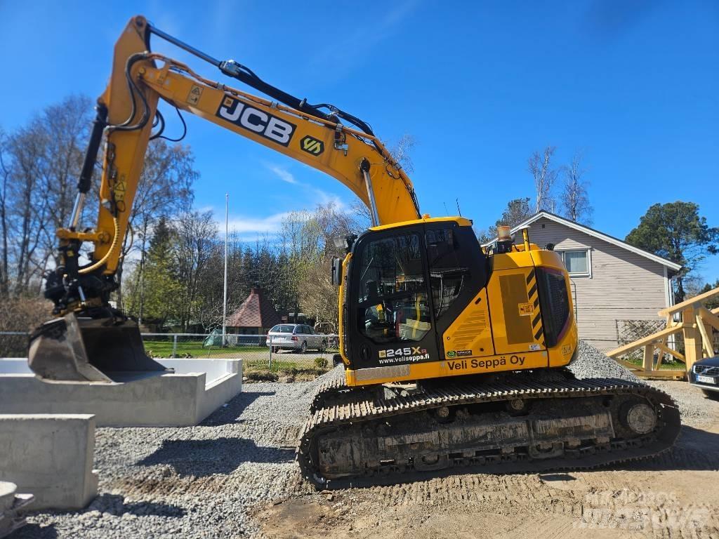 JCB 245 XLR Bageri guseničari