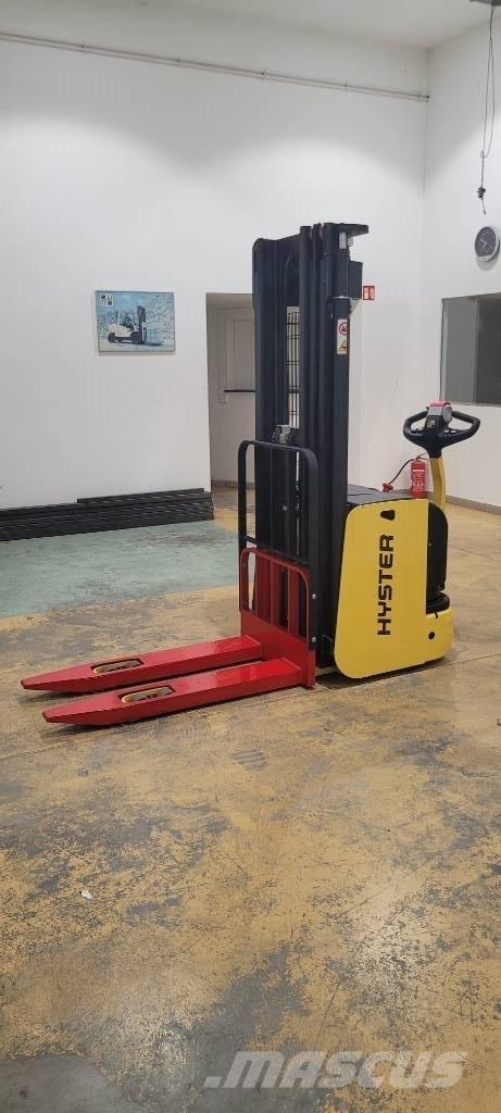 Hyster S 1.4 AC Samopogonski ručni viljuškari