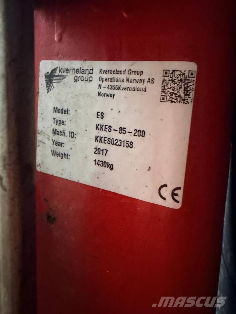 Kverneland ES85 Plugovi obrtači