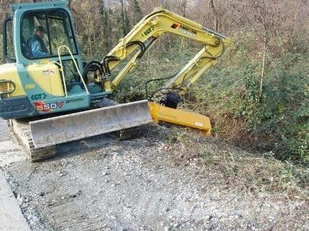 GHEDINI DA52 Kosilice sa postoljem za vuču