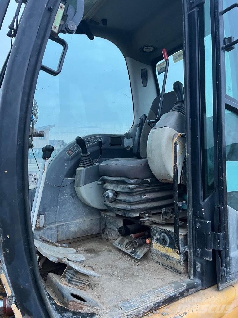 JCB 8080 Midi bageri 7t – 12t