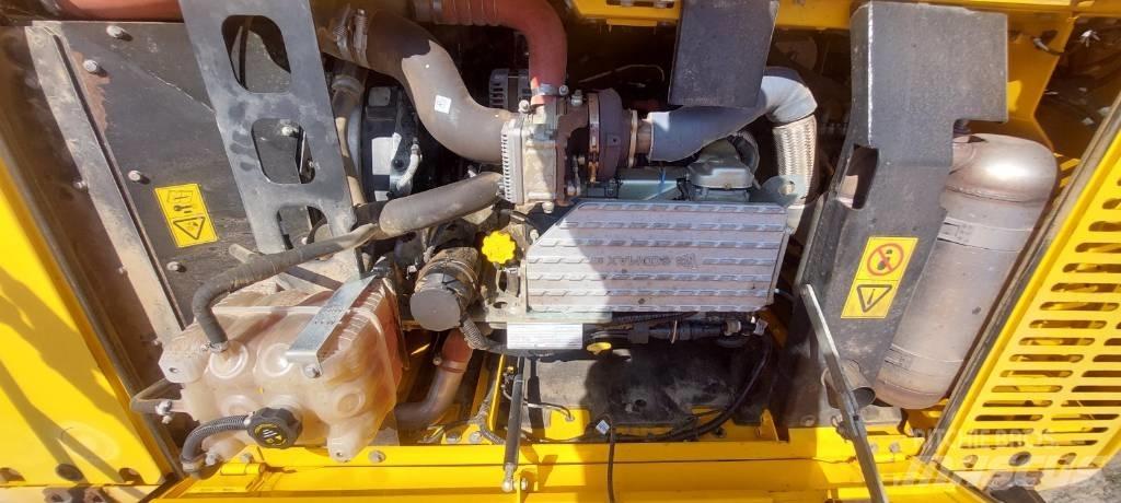 JCB JS 220 X Bageri guseničari
