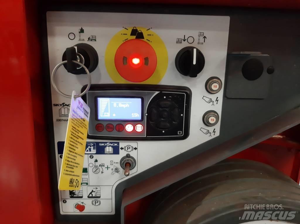 SkyJack SJ12 E Jarbolne penjajuće platforme