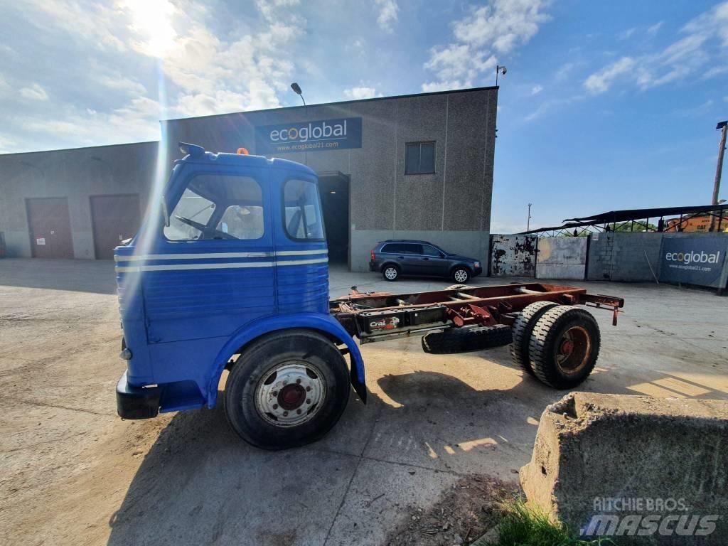 Pegaso COMET 1090 Kamioni-šasije