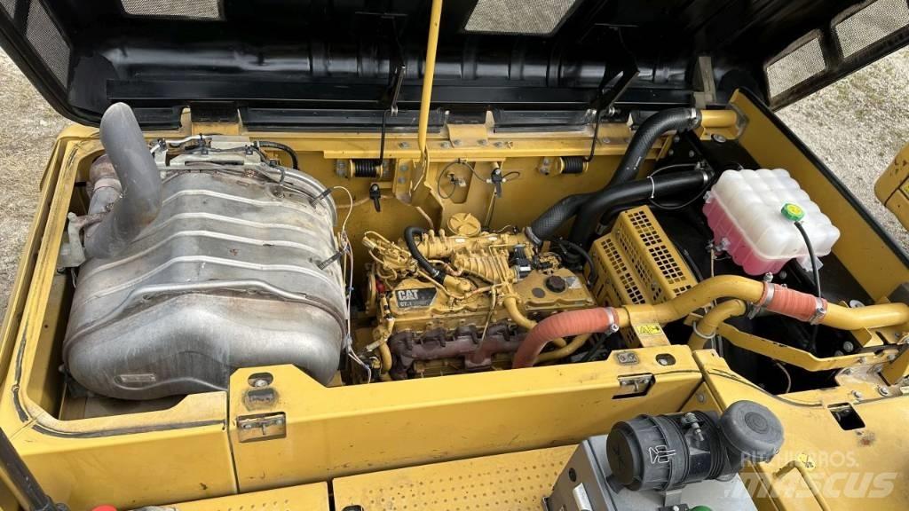 CAT 326F LN Bageri guseničari
