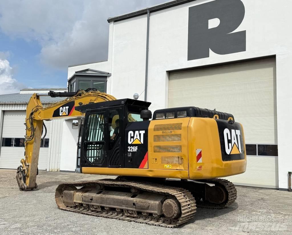 CAT 326F LN Bageri guseničari