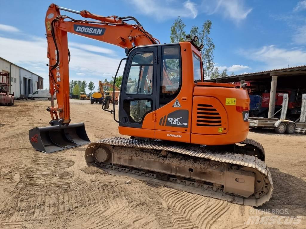 Doosan DX 140 LC-3 Bageri guseničari