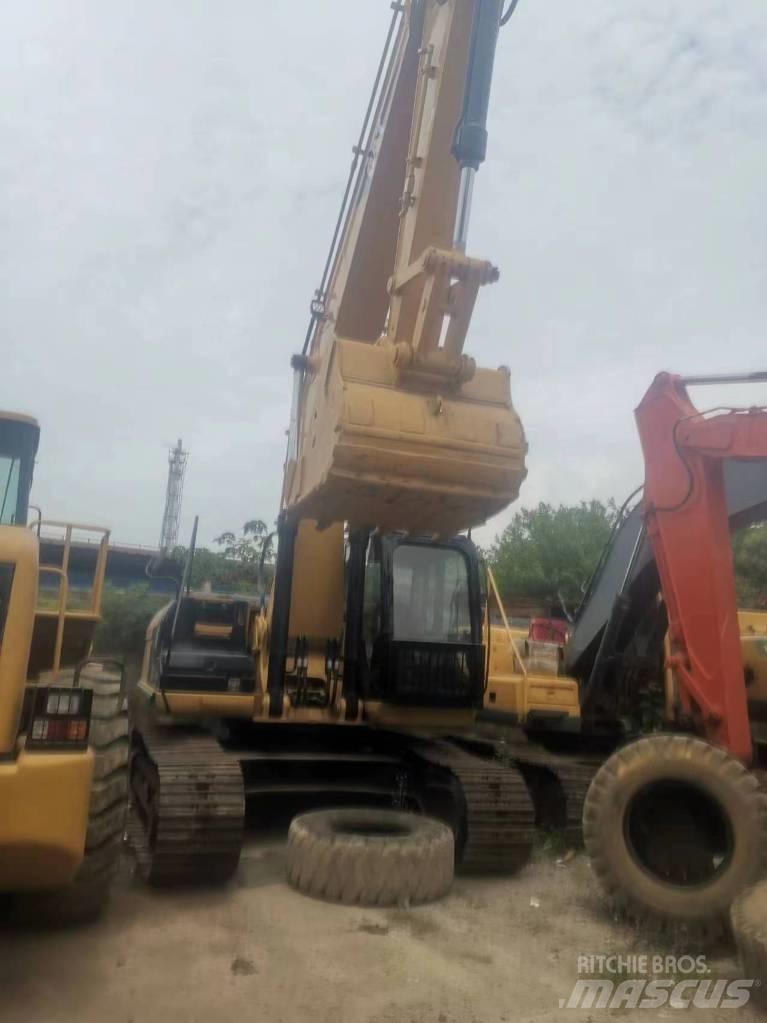 CAT 325 DL Bageri guseničari