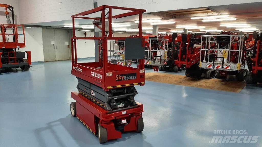 SkyJack SJIII 3219 Makazaste platforme