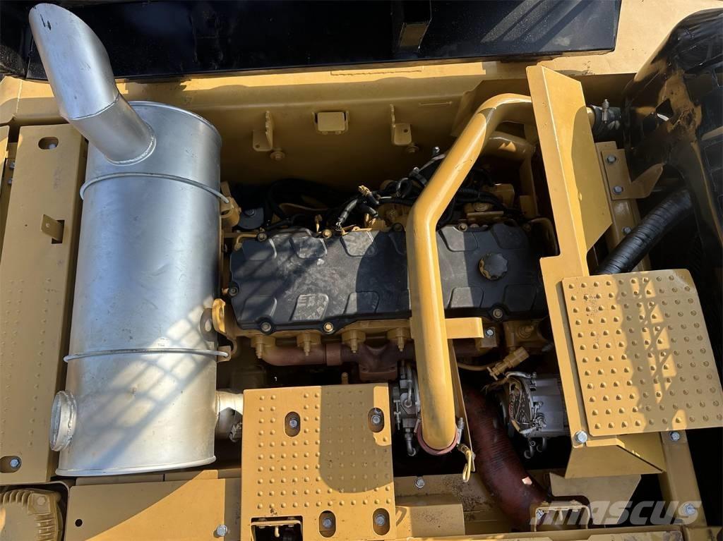 CAT 330 D L Bageri guseničari