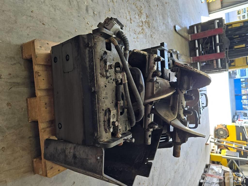 Bomag BF 300 P-2 Asfaltni finišeri