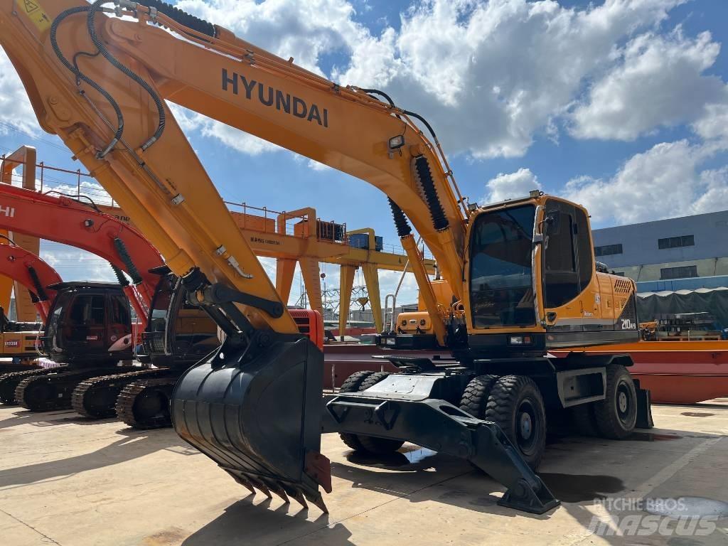 Hyundai R210W Bageri točkaši