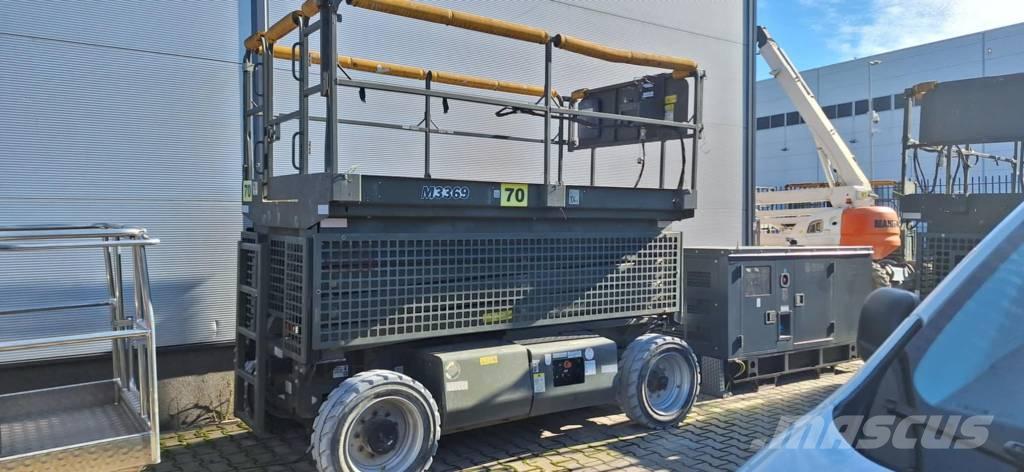 JLG M 3369 Makazaste platforme