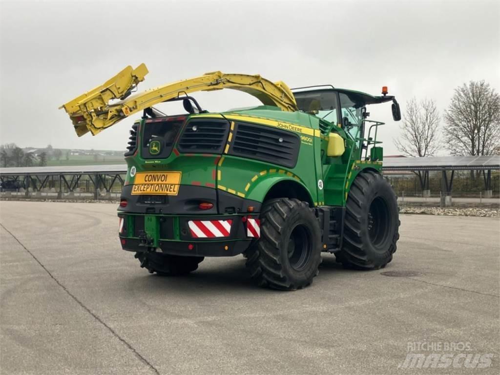John Deere 9800i Mašine za stočnu hranu sa sopstvenim pogonom