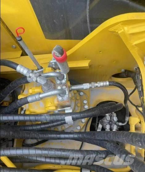 Komatsu 220-8K Bageri guseničari